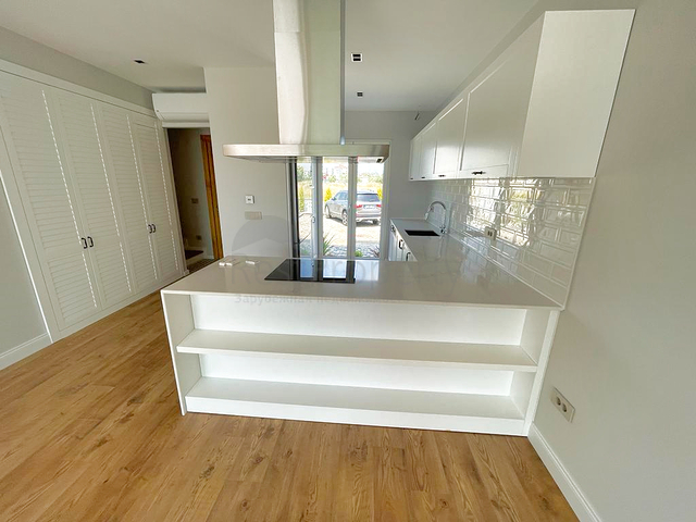 فيلا 4 + 1 في منطقة بيليك أنطاليا 