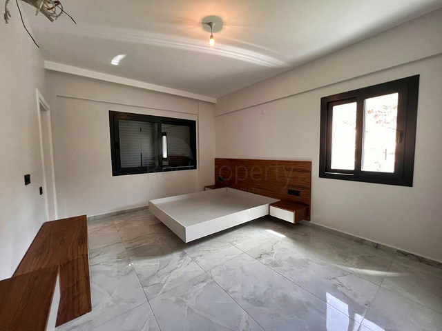 فيلا 3+1 في منطقة فتحية