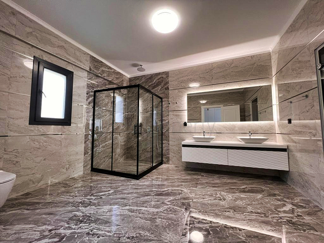 فيلا 3+1 في منطقة فتحية