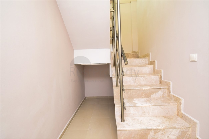 شقة 3 + 1 في منطقة ارمينيك أنطاليا