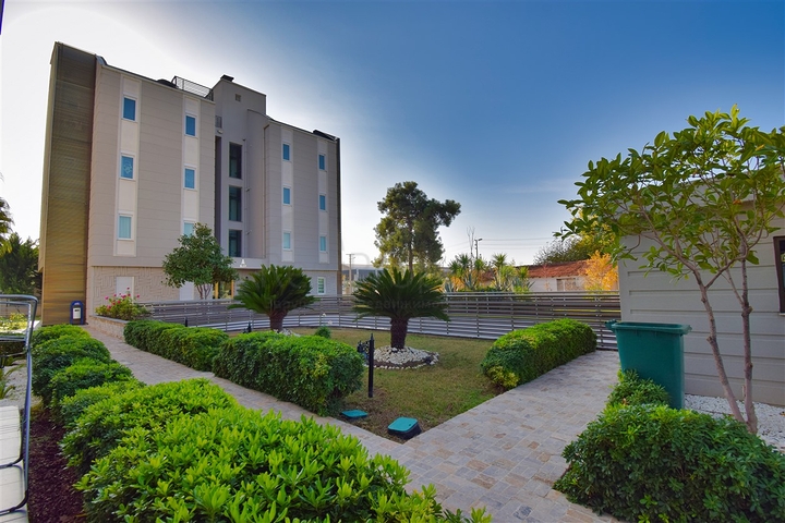 شقة 3 + 1 في منطقة ارمينيك أنطاليا