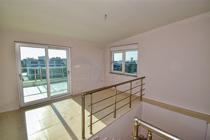 شقة 3 + 1 في منطقة ارمينيك أنطاليا