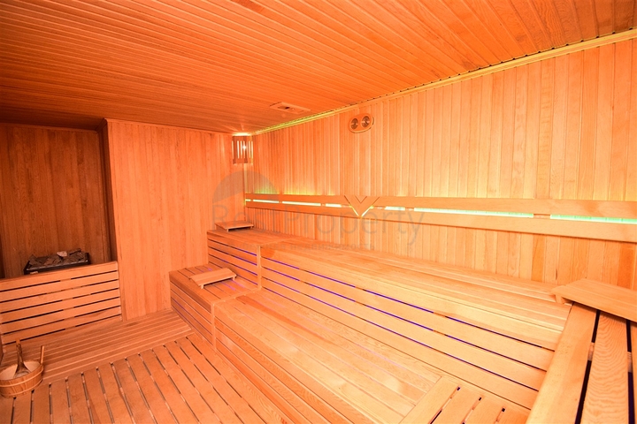 شقة 3 + 1 في منطقة ارمينيك أنطاليا