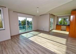 شقة 3 + 1 في منطقة ارمينيك أنطاليا