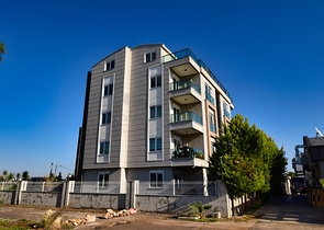 شقة 3 + 1 في منطقة ارمينيك أنطاليا