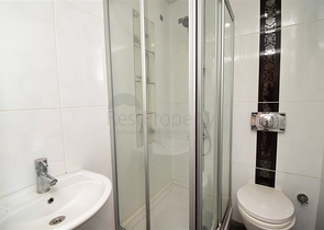 شقة 3 + 1 في منطقة ارمينيك أنطاليا