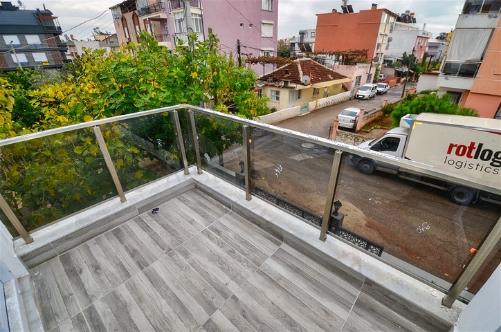 شقق دوبلكس 4 + 1 في منطقة كيبيز - أنطاليا