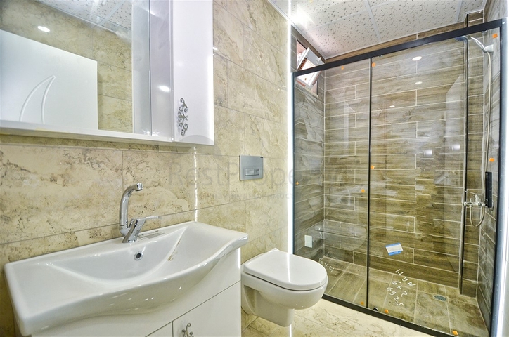 شقق دوبلكس 4 + 1 في منطقة كيبيز - أنطاليا