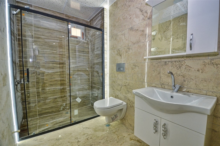 شقق دوبلكس 4 + 1 في منطقة كيبيز - أنطاليا