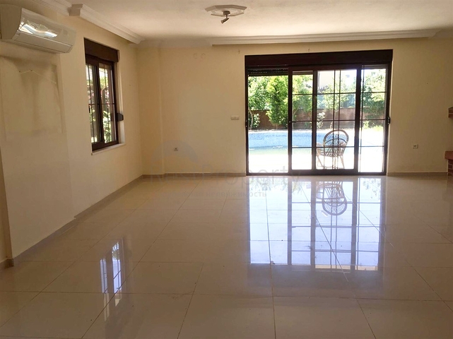 فيلا 4+1 في منطقة سايد انطاليا 