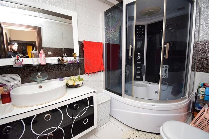 فيلا 4 + 1 في منطقة بيليك أنطاليا