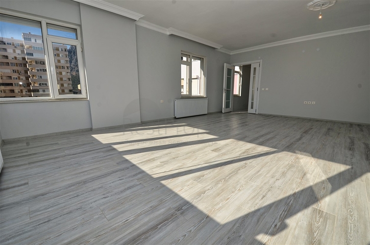 شقة 3+1 في حي ليمان-أنطاليا