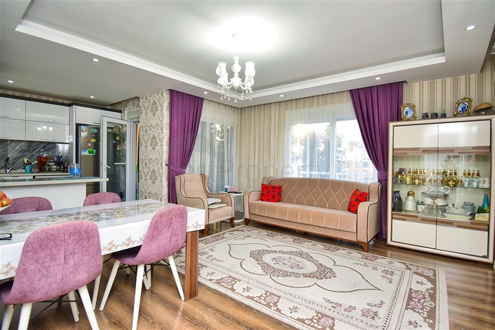 شقة 3+1 في حي البرسيمون-أنطاليا