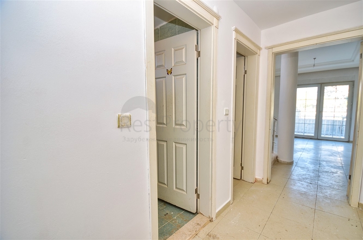 فيلا 4 + 1 في منطقة بيليك أنطاليا