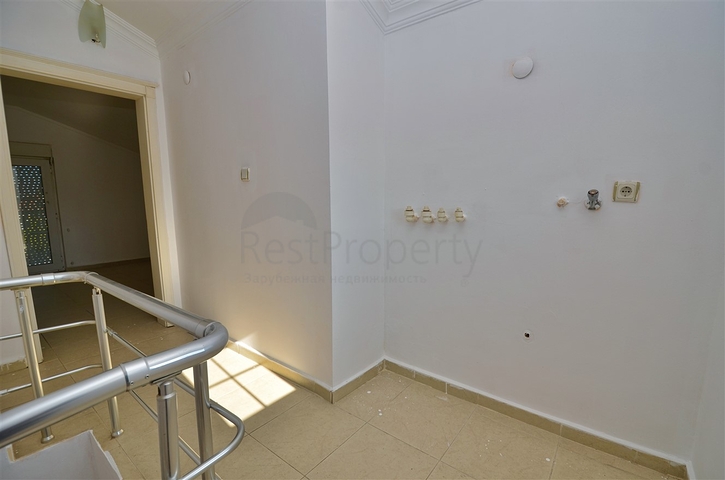 فيلا 4 + 1 في منطقة بيليك أنطاليا