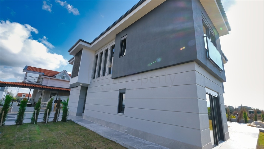 فيلا 5+1 في دوشيمالتي-منطقة أنطاليا 