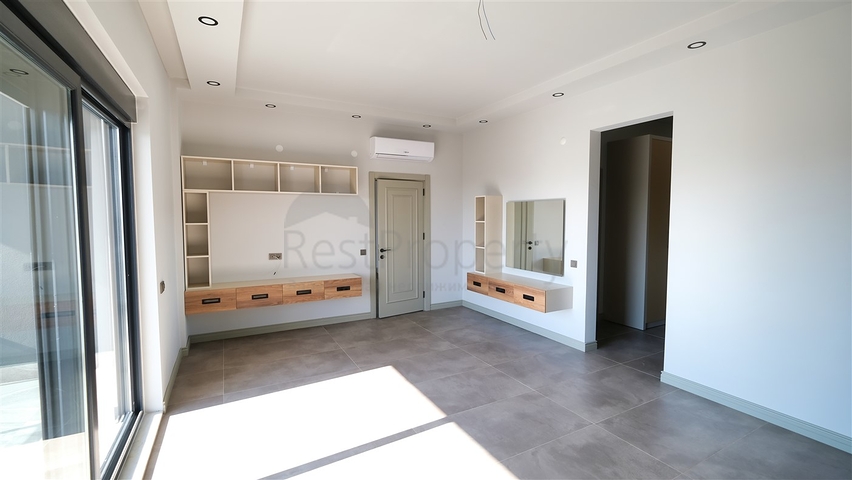 فيلا 5+1 في دوشيمالتي-منطقة أنطاليا 