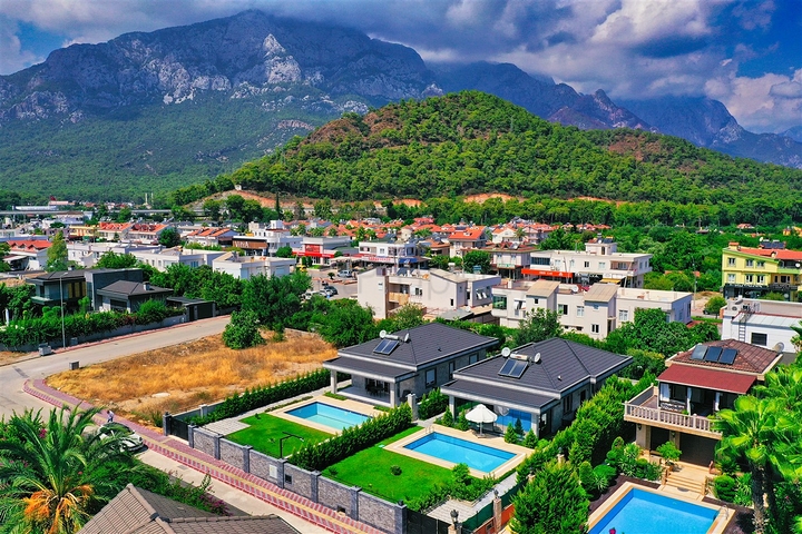 فيلا 6+1 في كيمير-منطقة أنطاليا 