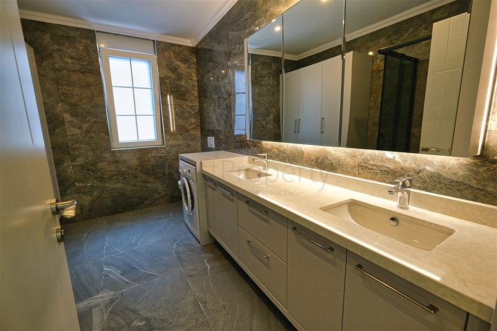 فيلا 6+1 في كيمير-منطقة أنطاليا 