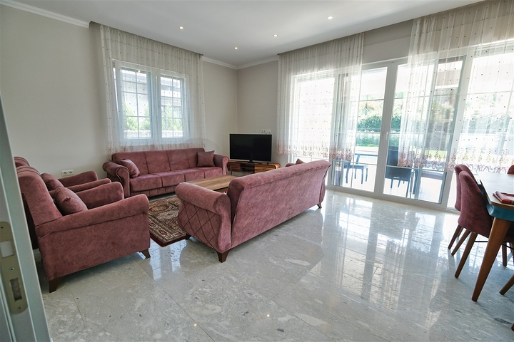 فيلا 6+1 في كيمير-منطقة أنطاليا 