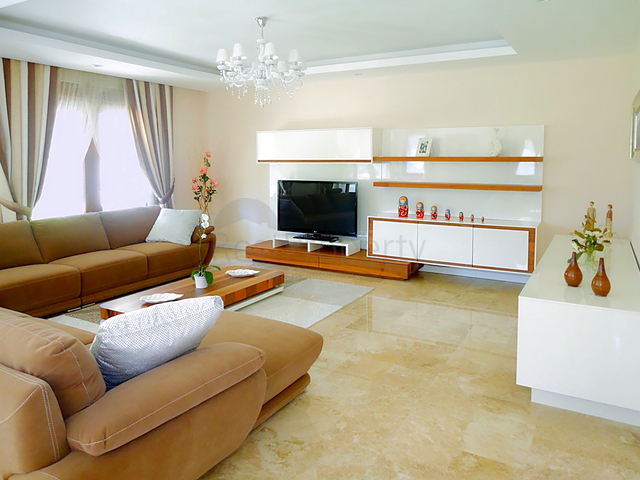 فيلات في حي هاجيسكيلر-أنطاليا