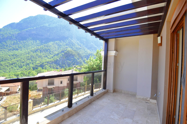 فيلات في حي هاجيسكيلر-أنطاليا