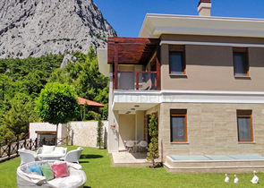 فيلات في حي هاجيسكيلر-أنطاليا