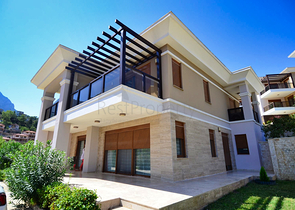 فيلات في حي هاجيسكيلر-أنطاليا