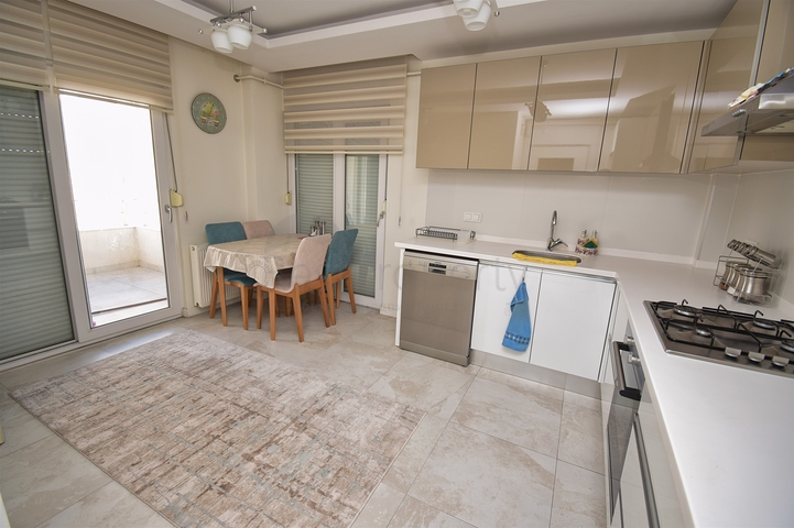 شقة 3+1 في كيزيلتوبراك - حي أنطاليا 