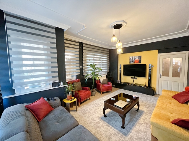 شقة 3+1 في حي شيرينالي-أنطاليا