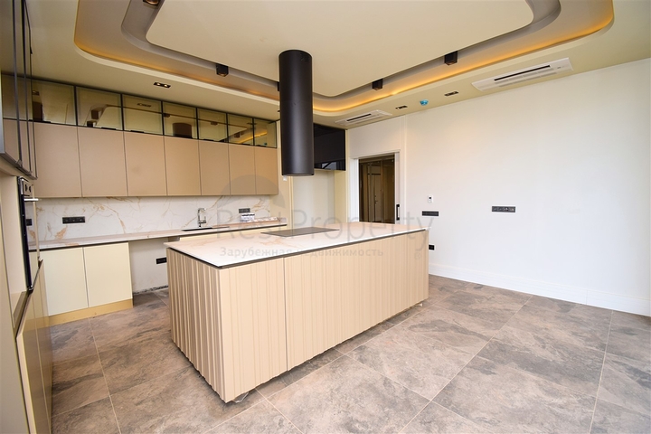 فيلا 4+1 في دوشيمالتي-منطقة أنطاليا