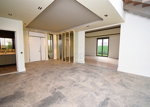 فيلا 4+1 في دوشيمالتي-منطقة أنطاليا