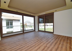 فيلا 4+1 في دوشيمالتي-منطقة أنطاليا