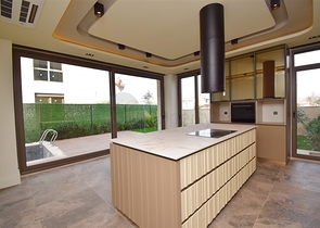 فيلا 4+1 في دوشيمالتي-منطقة أنطاليا