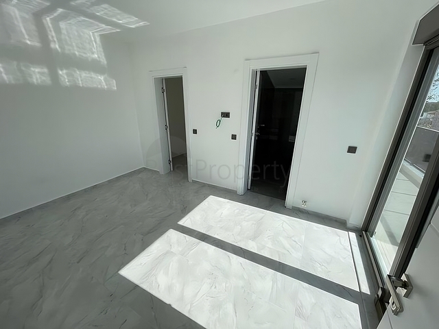 فيلا 3 + 1 في منطقة بيليك أنطاليا 