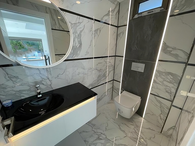 فيلا 3 + 1 في منطقة بيليك أنطاليا 