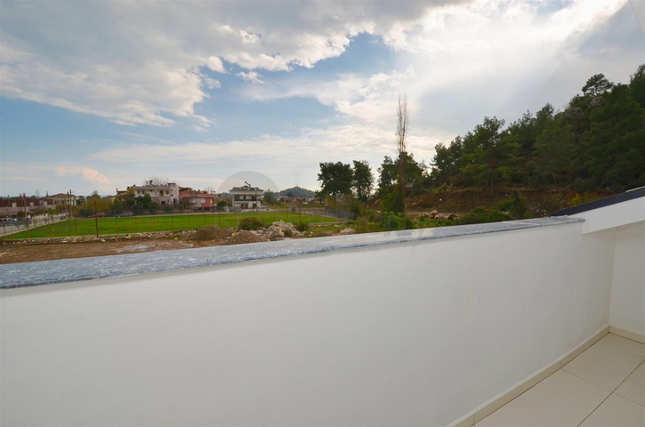 فلل مخطط طابق 4 + 2 و 9 + 3 في كيمير-منطقة أنطاليا