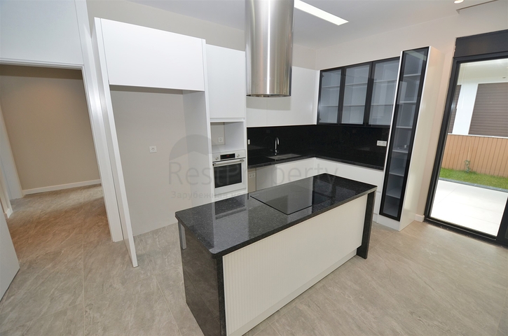 فلل مخطط طابق 4 + 2 و 9 + 3 في كيمير-منطقة أنطاليا