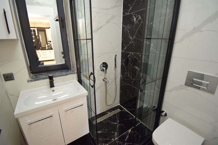 فيلا 5 + 1 في منطقة لارا أنطاليا