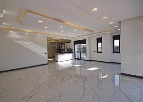 فيلا 5 + 1 في منطقة لارا أنطاليا