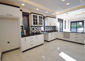 فيلا 5 + 1 في منطقة لارا أنطاليا