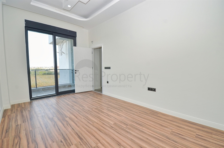 تخطيط فيلا 7 + 2 في منطقة دوشيمالتي - أنطاليا