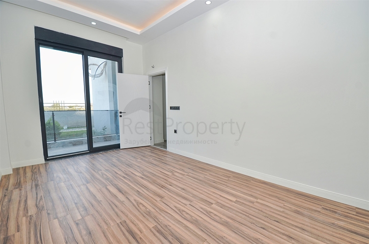 تخطيط فيلا 7 + 2 في منطقة دوشيمالتي - أنطاليا