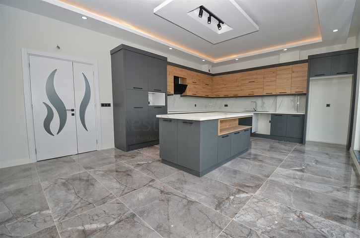 تخطيط فيلا 7 + 2 في منطقة دوشيمالتي - أنطاليا