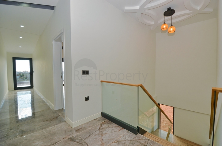 تخطيط فيلا 7 + 2 في منطقة دوشيمالتي - أنطاليا