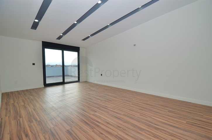 تخطيط فيلا 7 + 2 في منطقة دوشيمالتي - أنطاليا