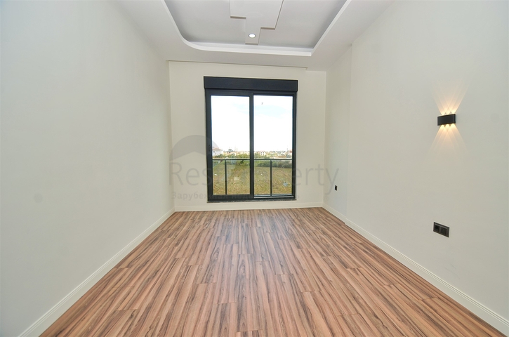 تخطيط فيلا 7 + 2 في منطقة دوشيمالتي - أنطاليا