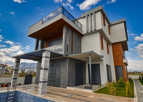 تخطيط فيلا 7 + 2 في منطقة دوشيمالتي - أنطاليا