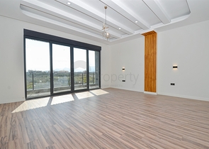 تخطيط فيلا 7 + 2 في منطقة دوشيمالتي - أنطاليا