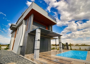 تخطيط فيلا 7 + 2 في منطقة دوشيمالتي - أنطاليا